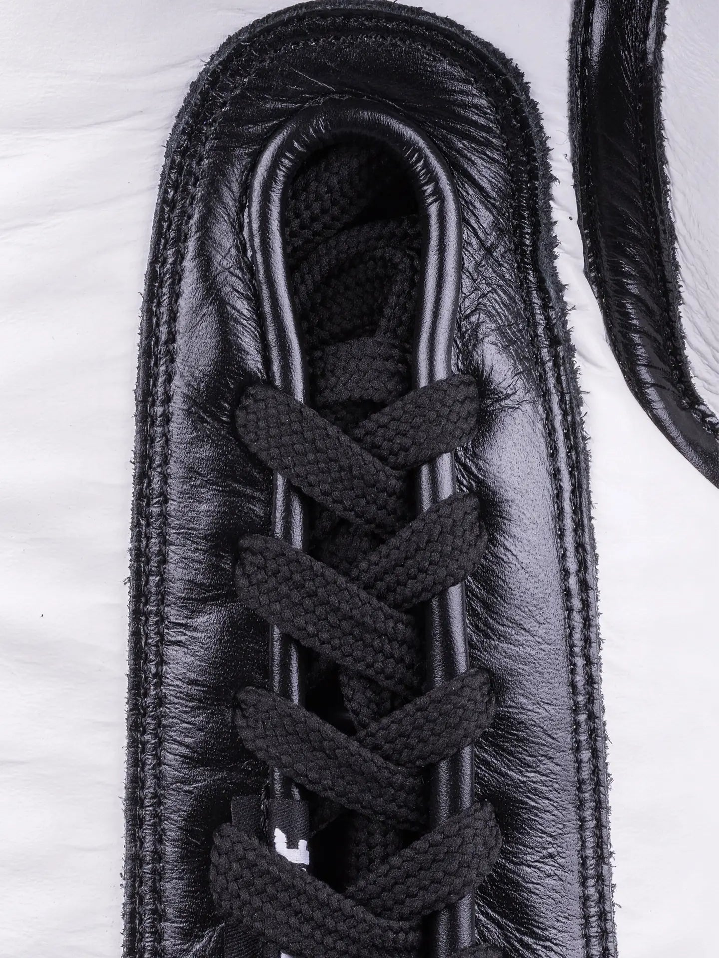 RINGLIFE Boxhandschuhe, Pro Laces, schwarz-weiß