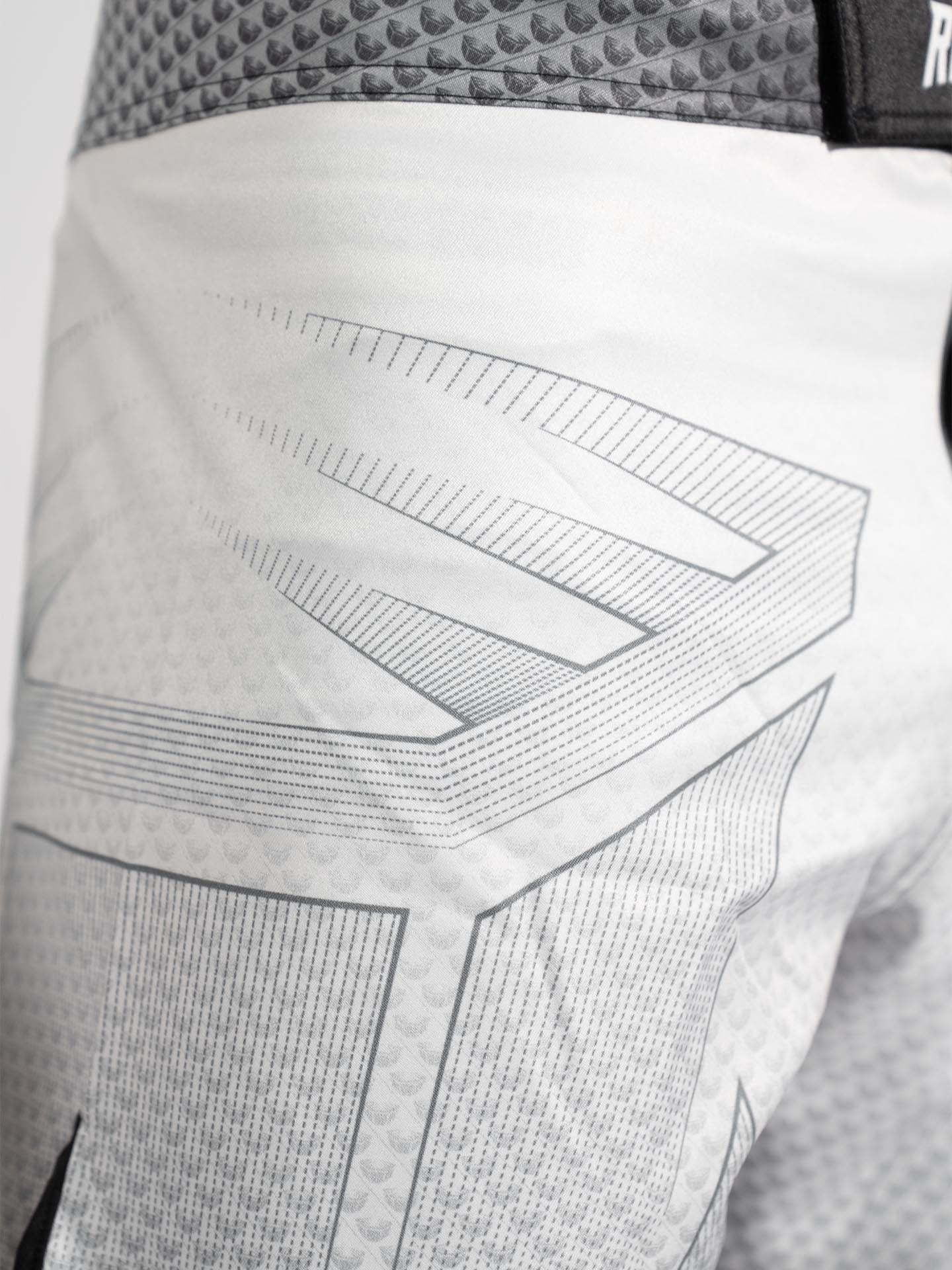 RINGLIFE MMA Shorts - Octaring 2.0 weiss-schwarz