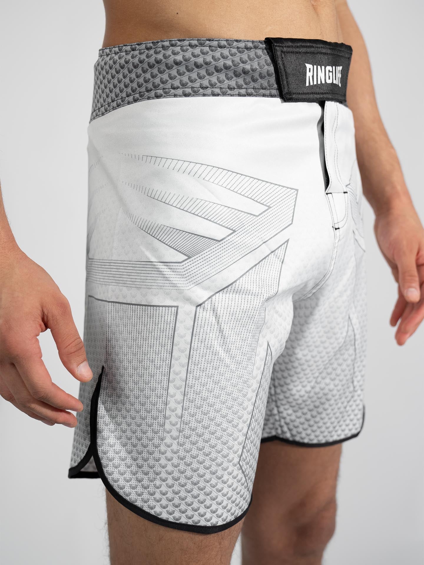 RINGLIFE MMA Shorts - Octaring 2.0 weiss-schwarz