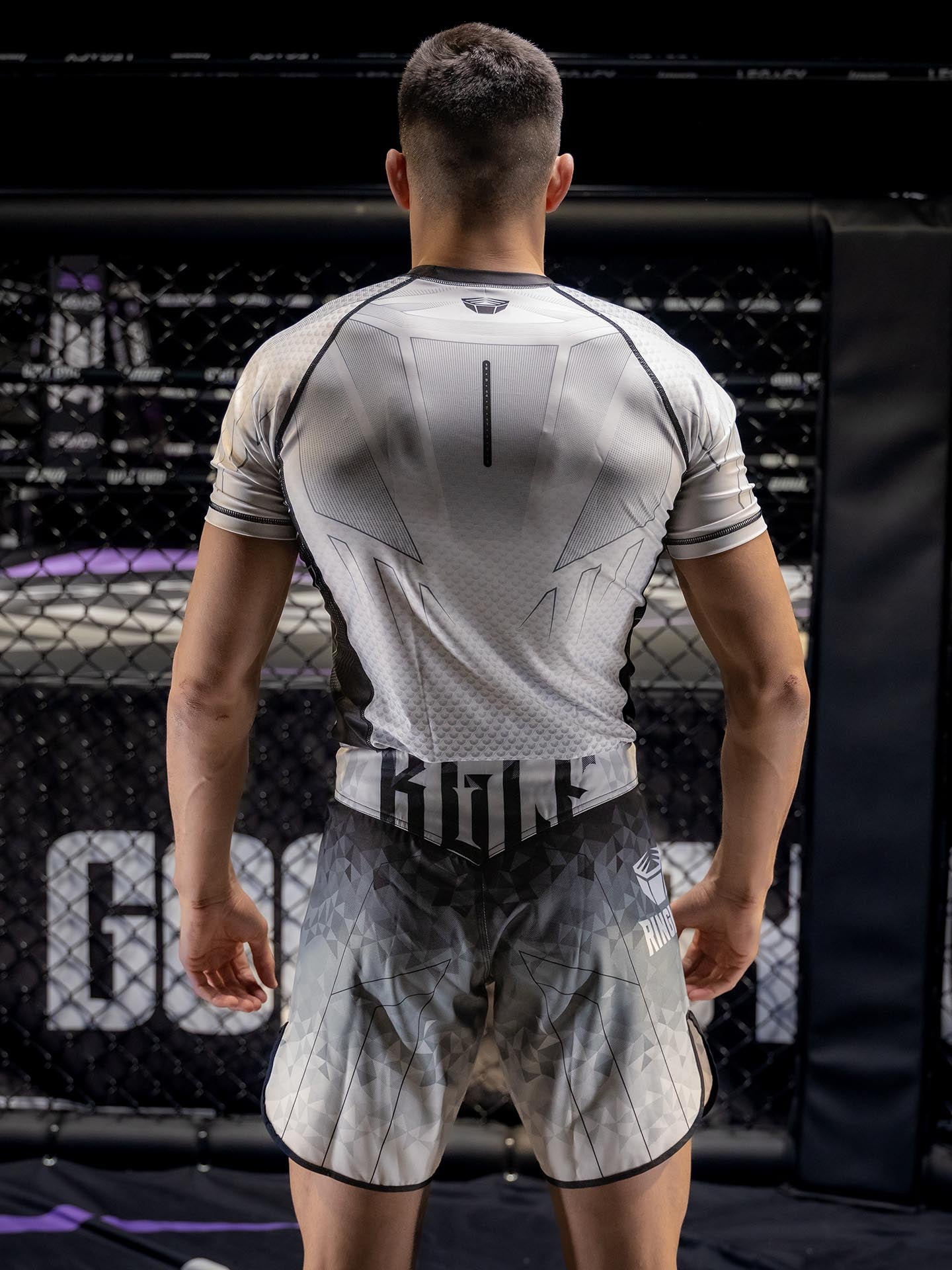 RINGLIFE MMA Shorts - Transition schwarz-weiss