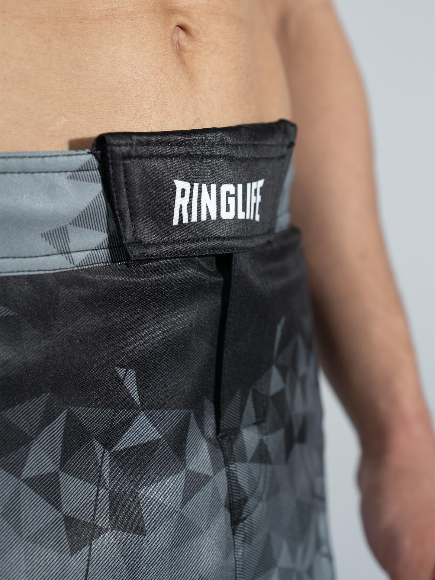 RINGLIFE MMA Shorts - Transition schwarz-weiss
