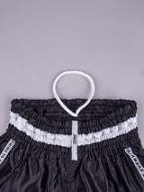 RINGLIFE Muay Thai Shorts, Label, schwarz