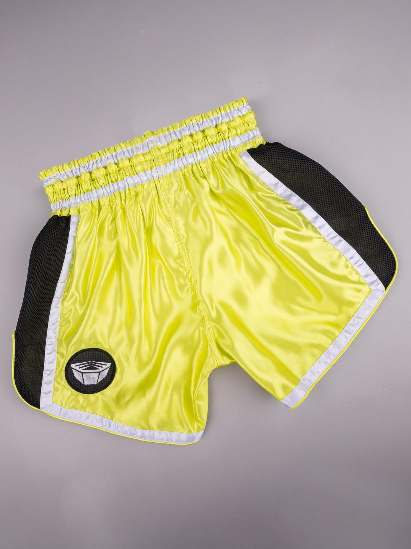 RINGLIFE Muay Thai Shorts, Represent, gelb-schwarz