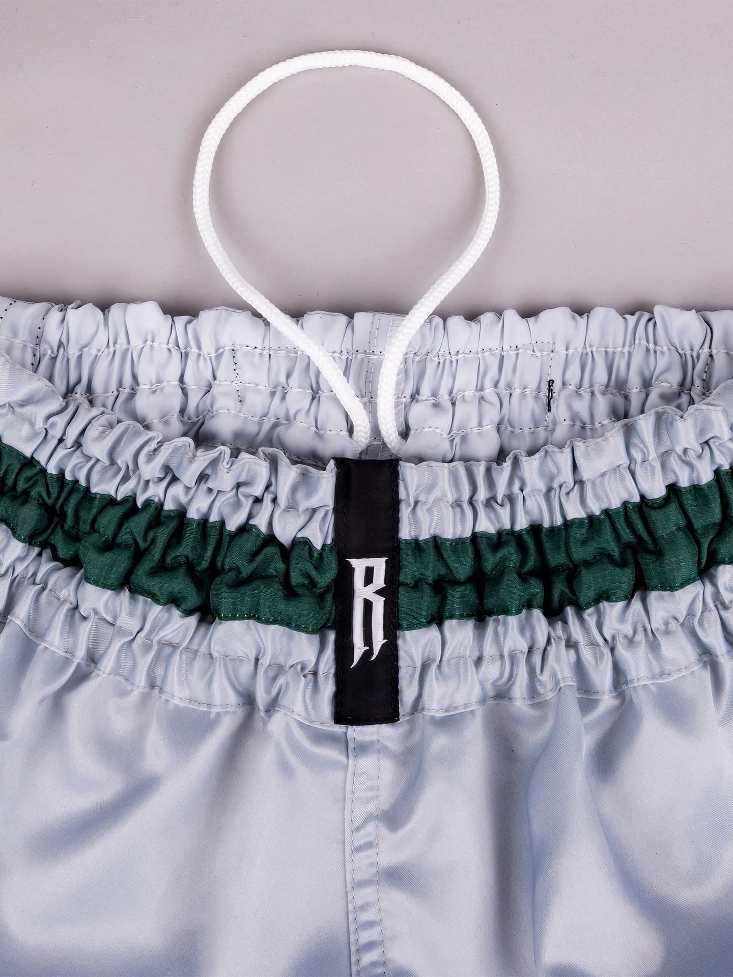 RINGLIFE Muay Thai Shorts, Vanguard, silber-grün