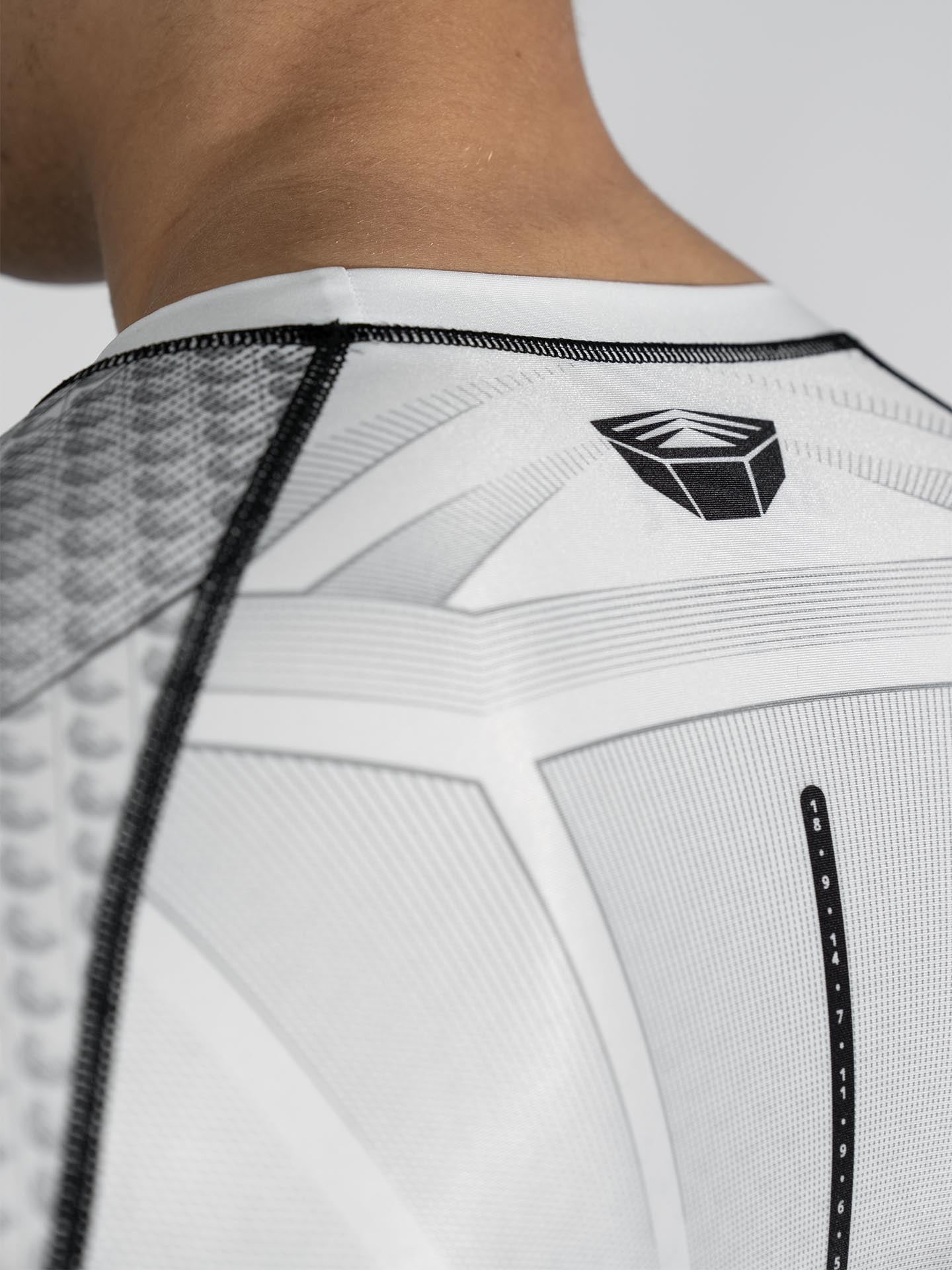 RINGLIFE Rashguard L/S - Octaring 2.0 weiss-schwarz