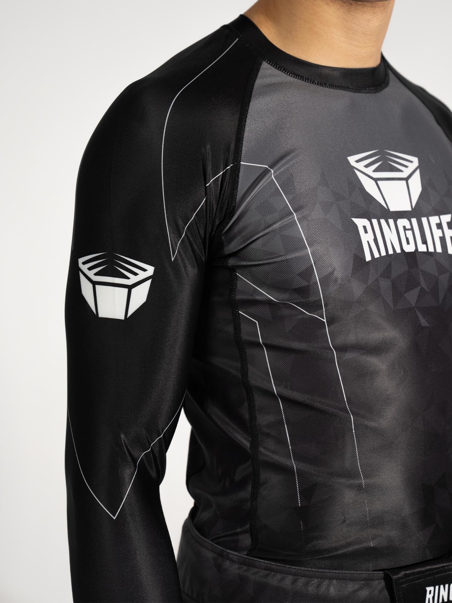 RINGLIFE Rashguard L/S - Transition schwarz-grau