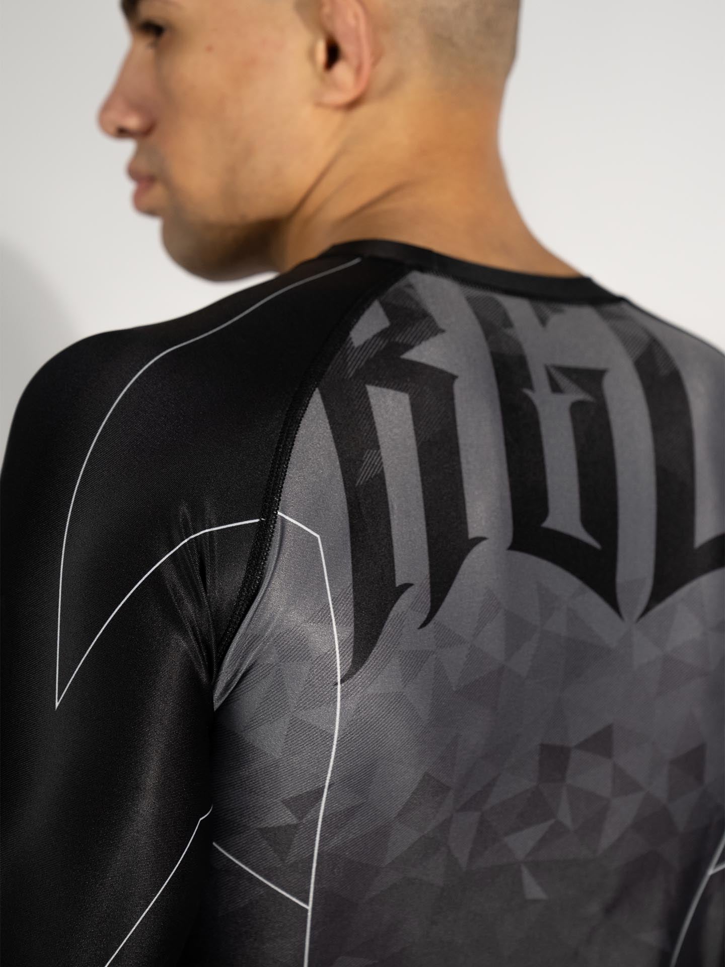 RINGLIFE Rashguard L/S - Transition schwarz-grau