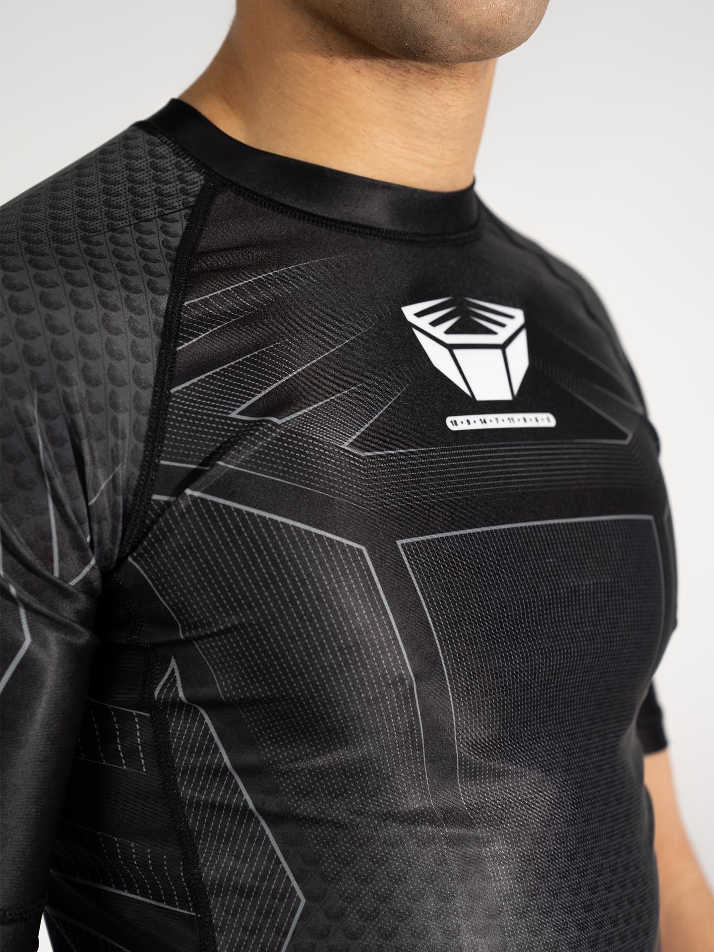 RINGLIFE Rashguard S/S - Octaring 2.0 schwarz-grau
