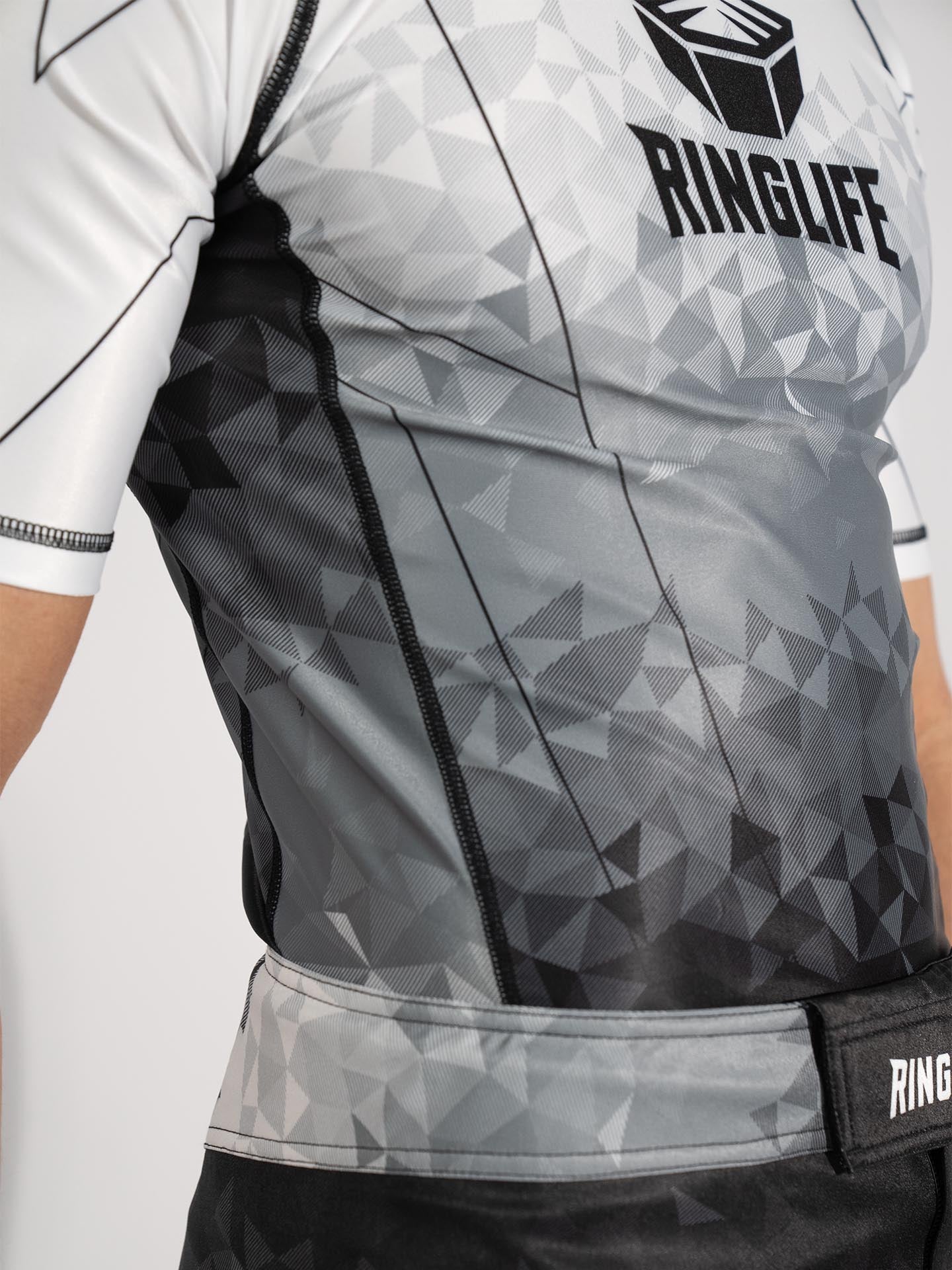 RINGLIFE Rashguard S/S - Transition schwarz-weiss